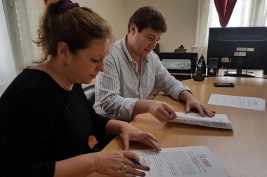 Melella y la Fundación "Un mundo mejor es posible" lanzan el plan 'Analfabetismo Cero'