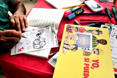 "Yo sí puedo": Más de cuarenta vecinos se sumaron al programa de alfabetización