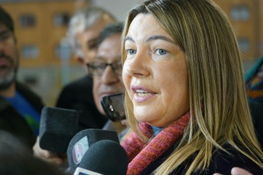 Bertone firmó el decreto para las declaraciones juradas de funcionarios