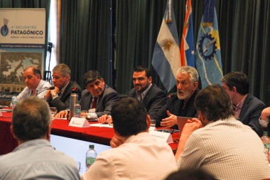 Encuentro patagónico antiajuste: “Tengamos una sola voz ante el gobierno nacional”