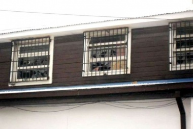 Crisis carcelaria: Envían presos de Ushuaia a Río Grande por falta de espacio