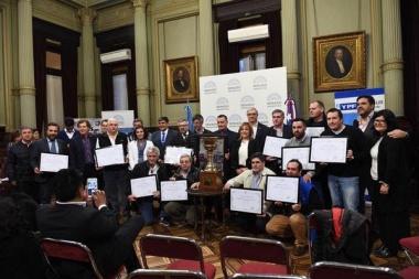 El Gran Premio de la Hermandad 2018 se presentó en el senado