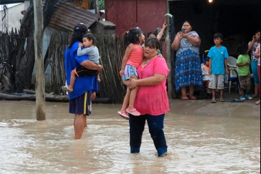“Una acción vale oro”: arrancó una campaña para ayudar a los inundados del norte de Salta