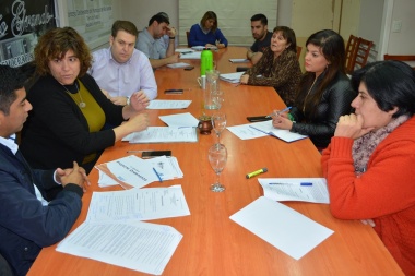 Gonzalez propone que sea obligatorio en comercios la venta de productos sin azúcar