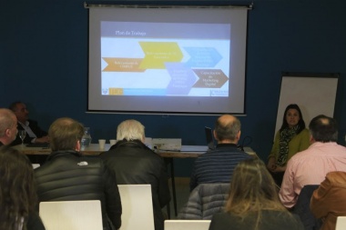 Se presentó la guía comercial y el nuevo portal web de la Cámara Metalmecánica