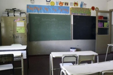 Docentes rechazaron el 15% de aumento salarial y peligra el inicio de clases