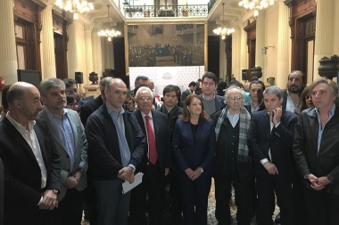 "El acuerdo Foradori-Duncan es un gran retroceso para nuestro reclamo soberano"