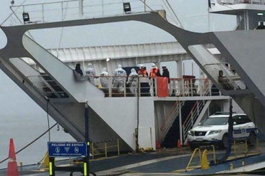 Un trabajador murió en un accidente en la barcaza que une Porvenir y Punta Arenas