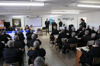 Promueven la formación en perspectiva de género para los futuros agentes de Policía
