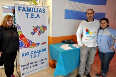 Familias con TEA juntan firmas para lograr el 100% de cobertura médica