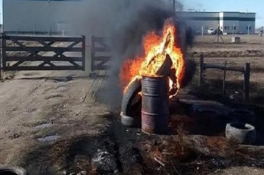 La Justicia ordenó a los trabajadores despejar el ingreso a la planta Tecnomyl