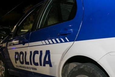 Fueguinos golpearon a un inspector, le robaron y fueron detenidos tras una persecución