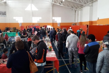 Se vendieron más de 15 mil kilos de mercadería en una nueva edición de la ‘Feria en tu Barrio’