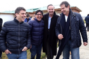 Con el objetivo de pelearle votos al kirchnerismo, Pichetto arribó a Santa Cruz