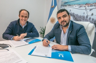 Vuoto y la Unión de Rugby firmaron acuerdo para promocionar la disciplina