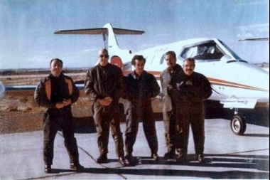La reacción de los pasajeros de un avión al enterarse de que viajaban con héroes de Malvinas