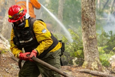 Incendio forestal en Tolhuin: Piden 'precaución' ante posibles estafas en colectas de fondos