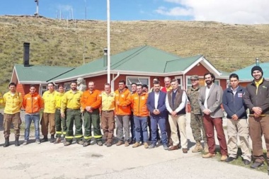 Brigadistas de Chile y Argentina coordinan acciones conjuntas para enfrentar incendios