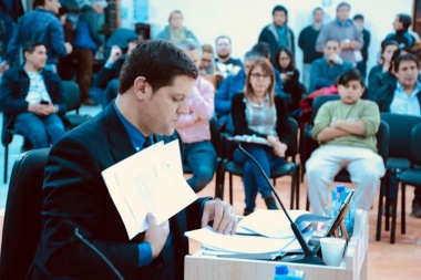 Ayala criticó el veto al Boleto Gratuito para Jubilados y Pensionados de Ushuaia