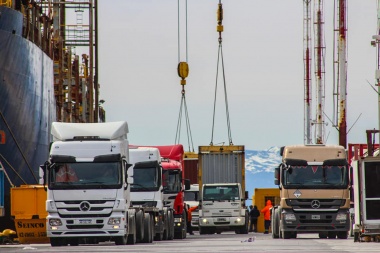 Puerto de Ushuaia: rebajarán tasas que se cobran por el movimiento de mercaderías