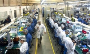 Unos 500 empleos en riesgo por la baja del arancel a la importación de computadoras
