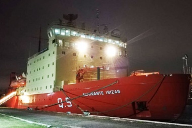 El rompehielos "Irízar” finalizó la primera etapa de la campaña antártica de verano