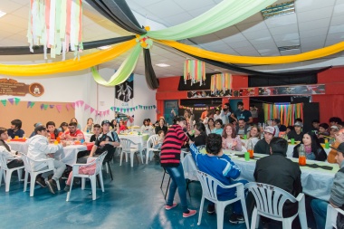 Gran encuentro de jóvenes en el cierre del ciclo “Activá el verano”