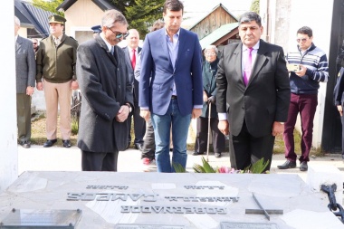 Autoridades conmemoraron el 32° aniversario de fallecimiento de Ernesto Campos