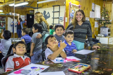 Verano en mi barrio: más de 250 chicos comenzaron las colonias de vacaciones municipales