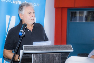 La Municipalidad de Ushuaia abona la ayuda escolar con el incremento del 137%