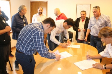 ATE y el Municipio de Río Grande acordaron un aumento del 100% en la Ayuda Escolar