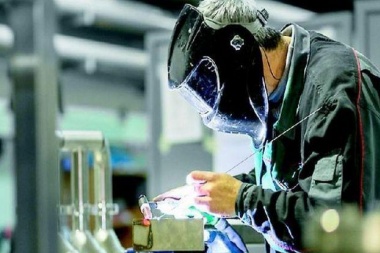 En doce meses se perdieron 225.500 puestos de trabajo registrado en todo el país