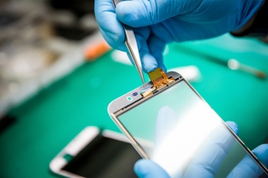 En el primer semestre del año, la producción de teléfonos celulares cayó un 48% en Tierra del Fuego