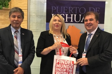 Bertone destacó el crecimiento del puerto de Ushuaia durante la temporada de cruceros