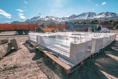 Realizan la puesta en valor del Frente Costero y el Paseo de las Rosas en Ushuaia