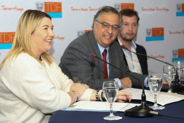 Con financiamiento del BID construirán dos muelles de pesca en Ushuaia y Almanza
