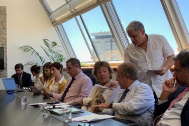 La provincia presentó el proyecto de Ley Malvinas ante la Cancillería