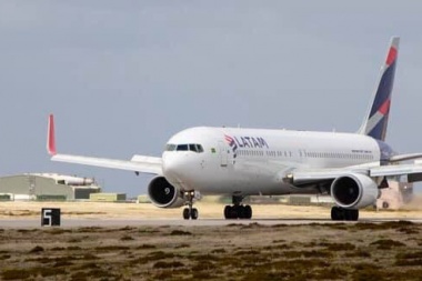 Nación "revisará" la continuidad de los vuelos entre San Pablo, Córdoba y las islas Malvinas