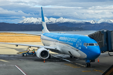 Piden al Gobierno fueguino acordar con Aerolíneas Argentinas para acceder a pasajes en cuotas