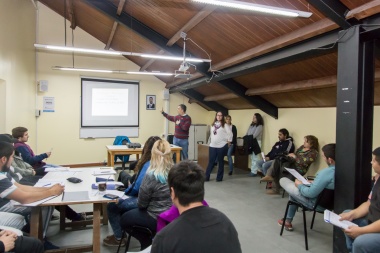 En Ushuaia, 25 empleados municipales retomaron los estudios secundarios