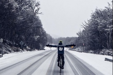 De Alaska a Tierra del Fuego en bicicleta: joven austríaco batió el récord mundial en 84 días