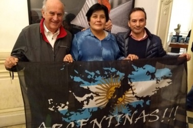 Laly Mora participó de encuentro de dirigentes patagónicos en el Instituto Patria