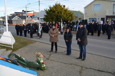 Concejales rindieron homenaje a los caídos en el hundimiento del ARA "General Belgrano"