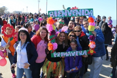 Con una kermes, juegos y regalos, Río Grande se prepara para recibir a la primavera