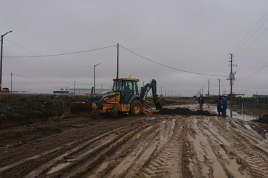 Encaran trabajos de mantenimiento y reparación de calles y espacios públicos