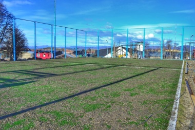 Adjudicaron obra para nueva cancha de fútbol y plaza en el barrio Mirador de los Andes
