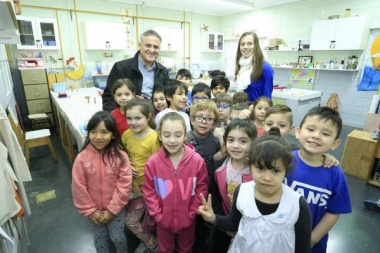 "La provincia está mejorando la infraestructura de los jardines y escuelas como nunca antes"