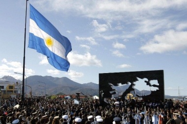 Ushuaia: Mañana habrá bandera a media asta en repudio al acuerdo Foradori-Duncan