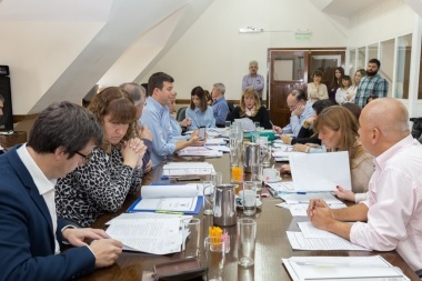 Legisladores dieron dictamen a los proyectos que buscan afianzar nuevas actividades económicas