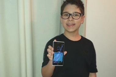 Crueldad sin límites: Benjamín recuperó su celular, pero borraron las fotos de su papá